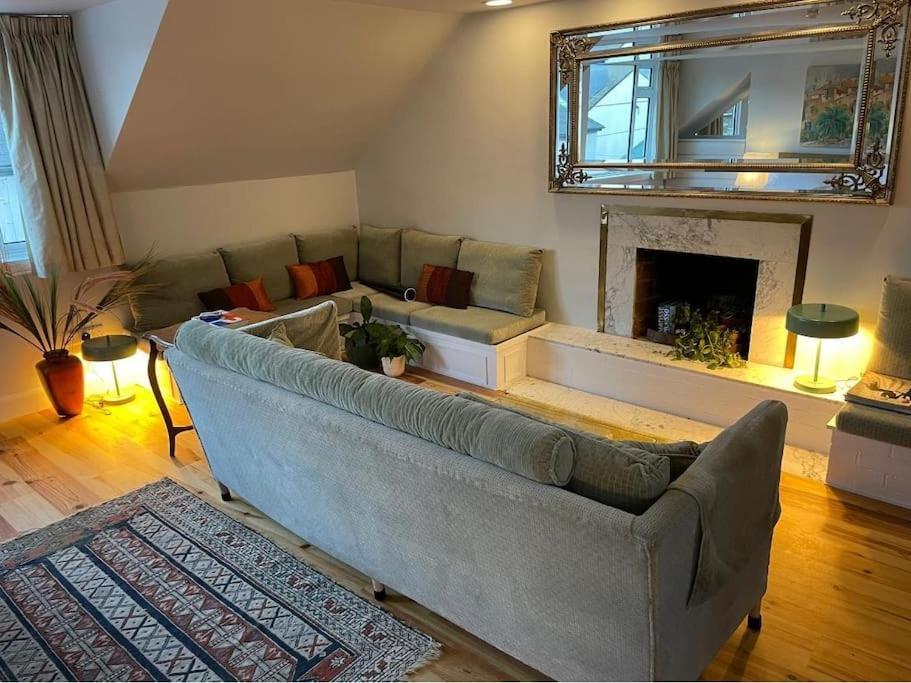 Paris Rooftop Studio At The Residence, Bantry Bagian luar foto